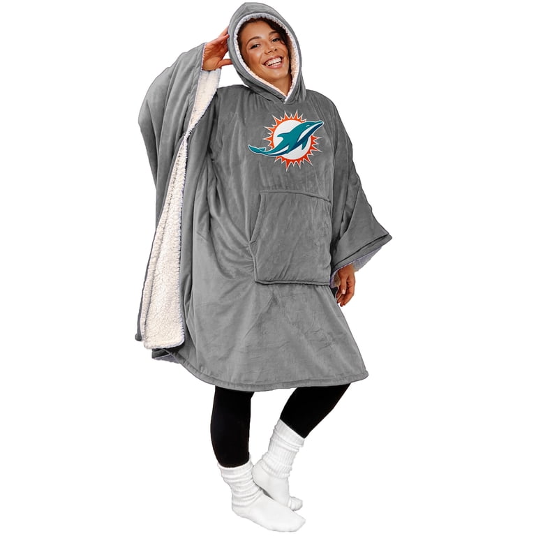Final Clearance – 60" x   80" Wearable Hooded   Blanket